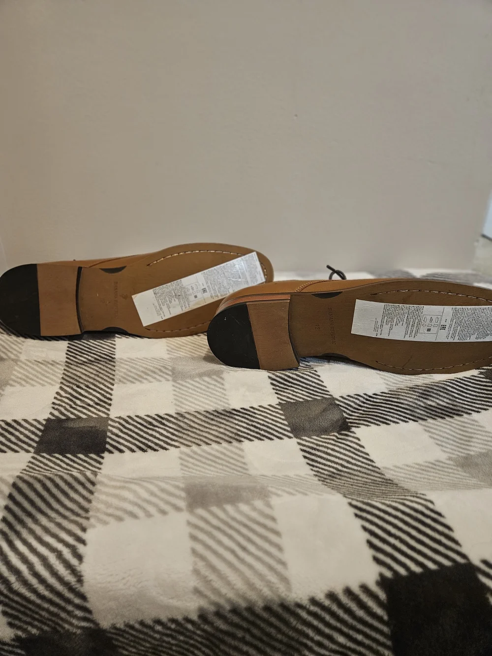 Banana Republic Tan Leather Derby Shoes